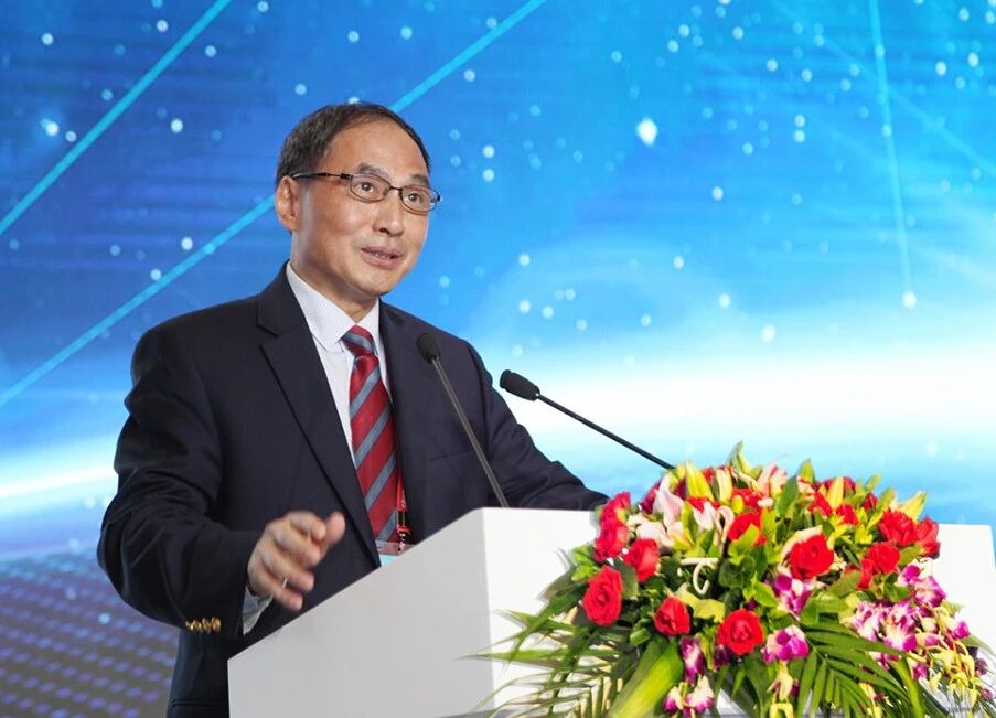 郑永年1.jpg